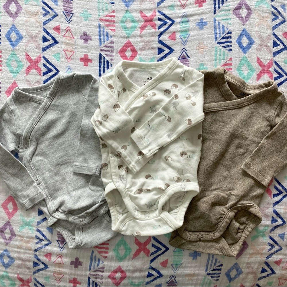 H&M Baby Neutral One-Piece Bodysuit Set in Gray, Cream, Brown